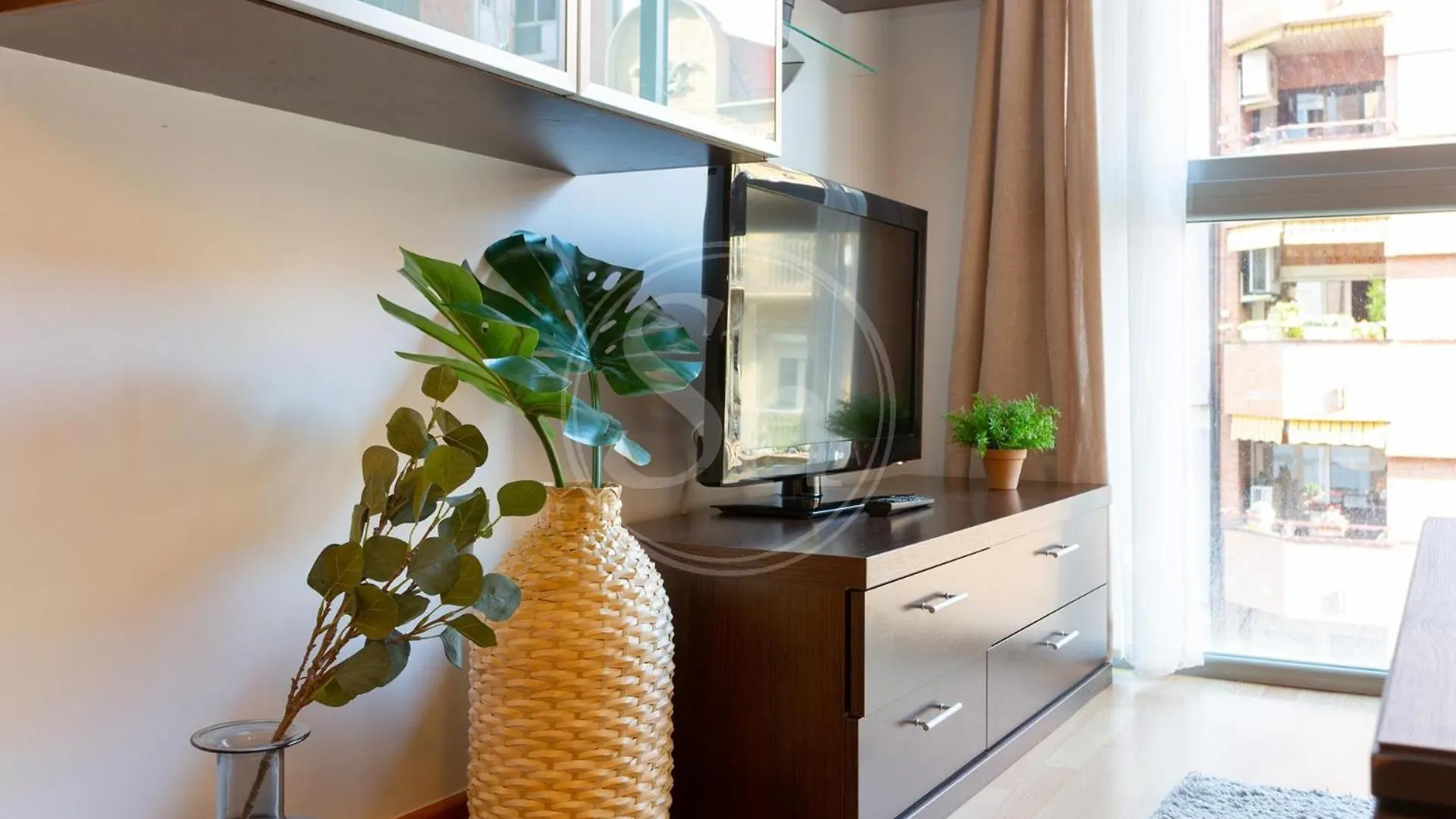 Lindo Apartamento Cerca De Sagrada Familia Barcellona Spagna